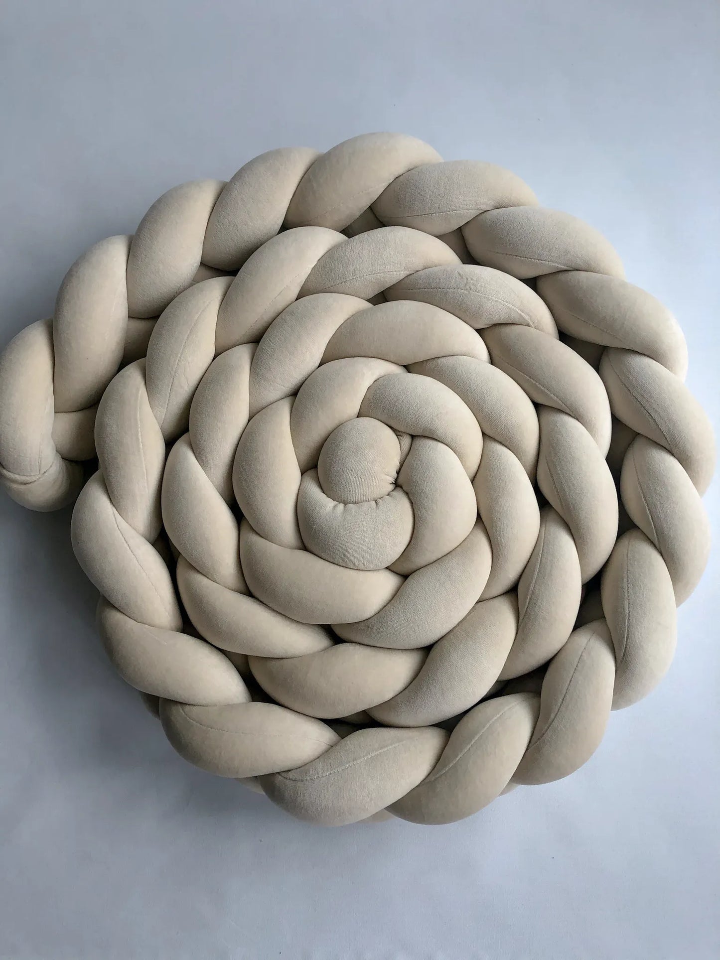 SOVFLÄTA/SPJÄLSKYDD TREFLÄTAD 360CM LJUSBEIGE