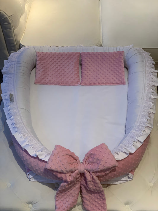 BABYNEST TWINS LJUSROSA